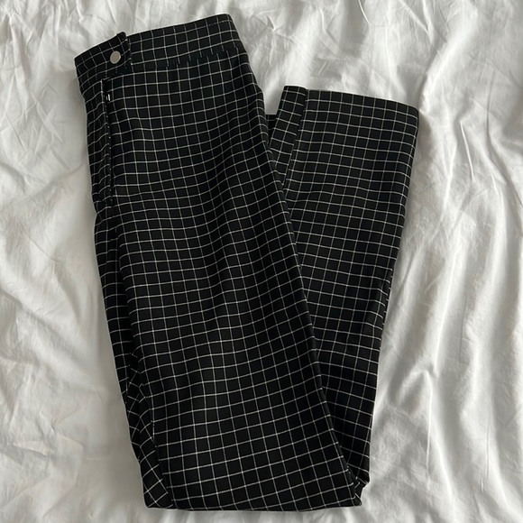 Black pants - Picture 1 of 4